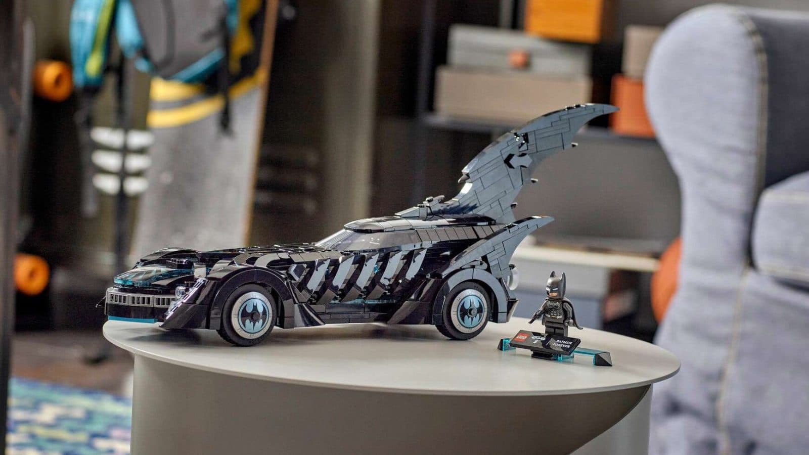 LEGO Batmobile จาก Batman Forever ลดราคา 25 ดอลลาร์ที่ Amazon