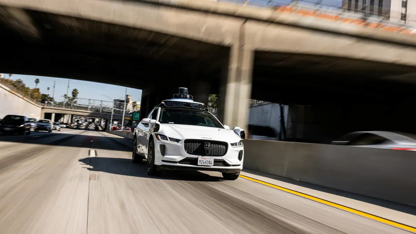 Waymo กลับมาทดสอบวิ่งบนทางด่วนอีกครั้ง หลังหยุดใช้ชั่วคราว