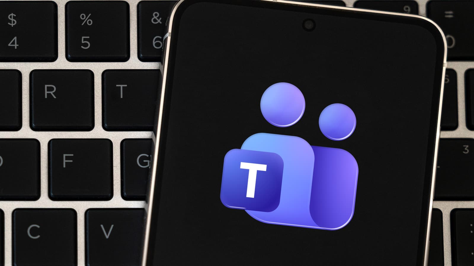 Microsoft Teams เพิ่มฟีเจอร์เช็กอินพื้นที่ทำงาน จุดชนวนกังวลเรื่องการติดตามพนักงาน