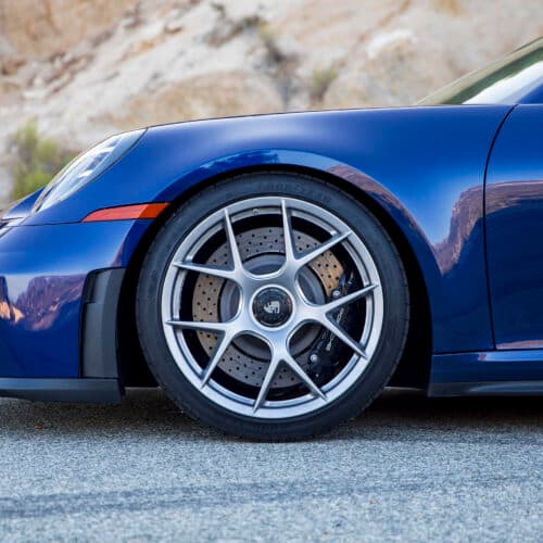 Porsche 911 GT3 Touring รุ่นใหม่ยังคงคาแรกเตอร์รถนักขับเต็มตัว