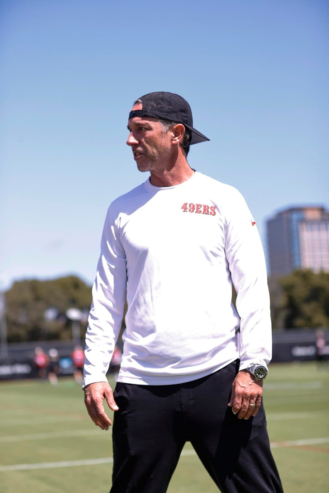 โค้ช 49ers เผยรถ Tesla เปิด Autopilot ตอนเกิดอุบัติเหตุ