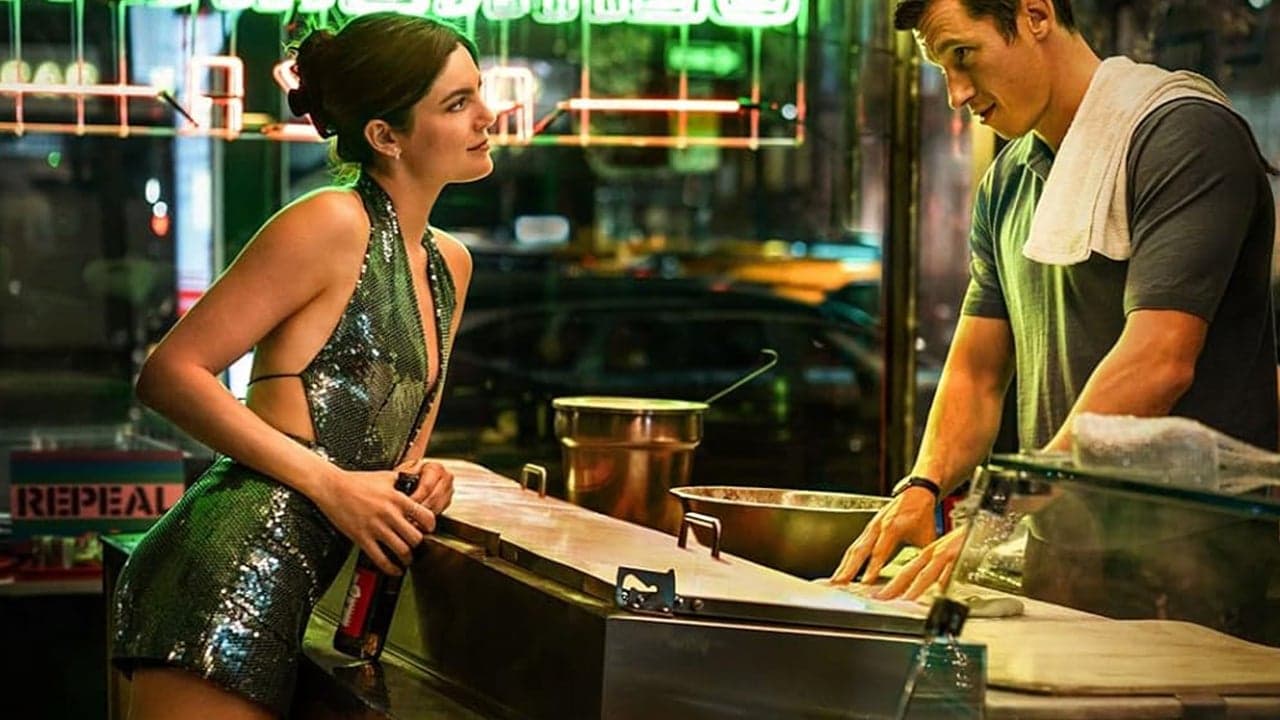 ผู้กำกับ One Night Only เผยตัดฉากเปลือยจำนวนมากเพราะผู้ชมไม่สบายใจ