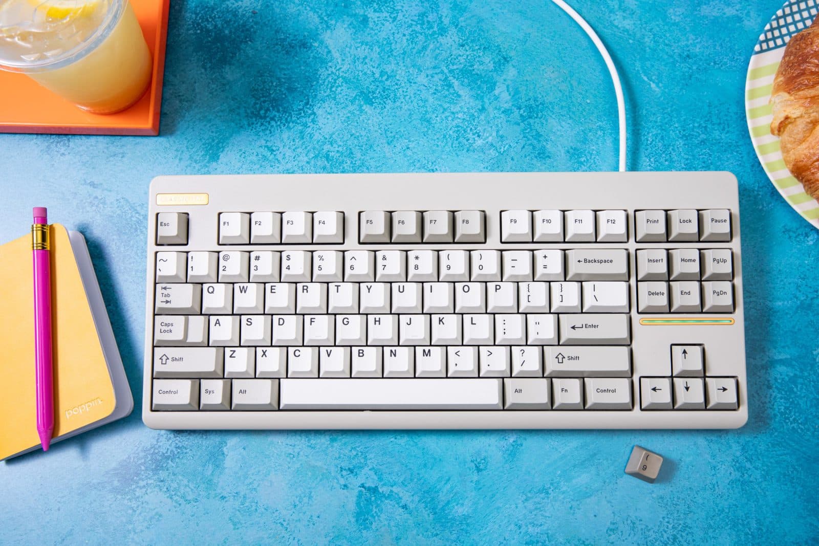 คีย์บอร์ด Retro รุ่น Classic-TKL ออกรุ่นประกอบสำเร็จพร้อมใช้งาน