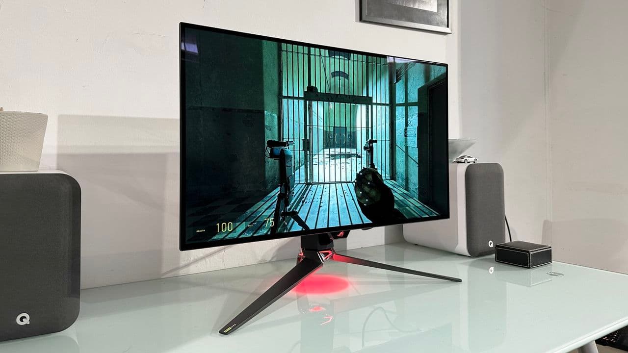 รีวิว Asus ROG Swift PG32UCWM: จอ OLED 4K รุ่นใหม่ที่คม สีจัด แต่สว่างไม่สุด
