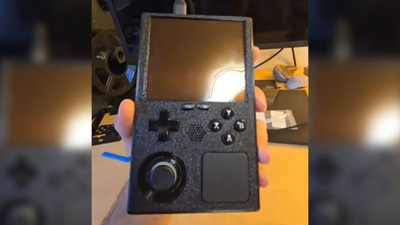 Steam Boy โปรเจ็กต์ดัดแปลง Steam Deck ให้เล็กทรง Game Boy