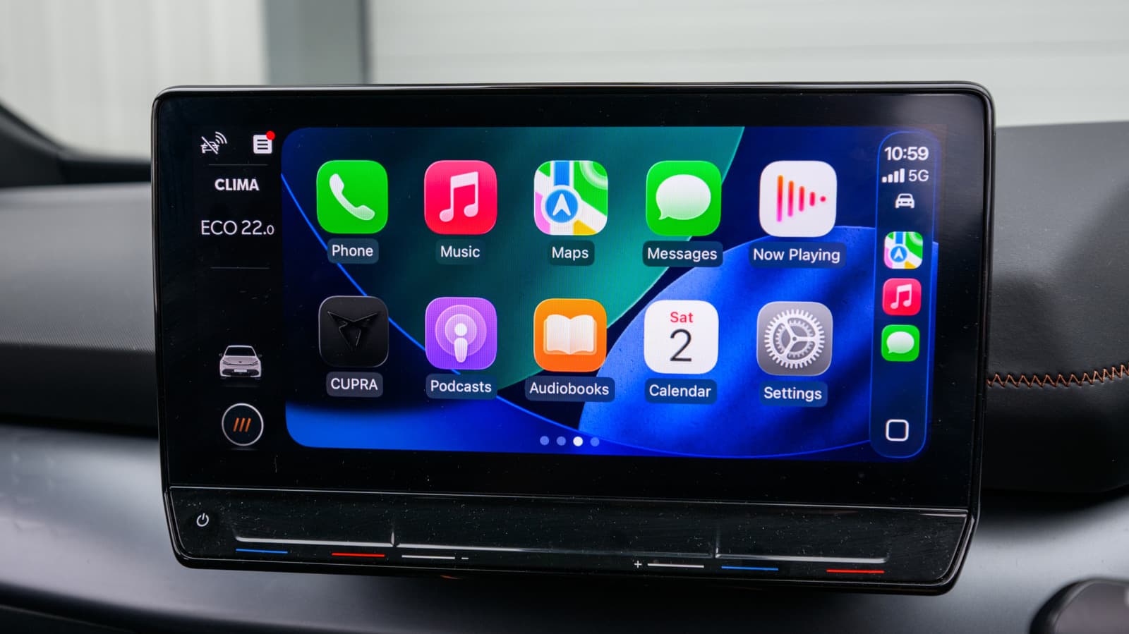 จอ CarPlay แบบพกพาคุ้มไหมสำหรับรถที่ไม่มีระบบในตัว