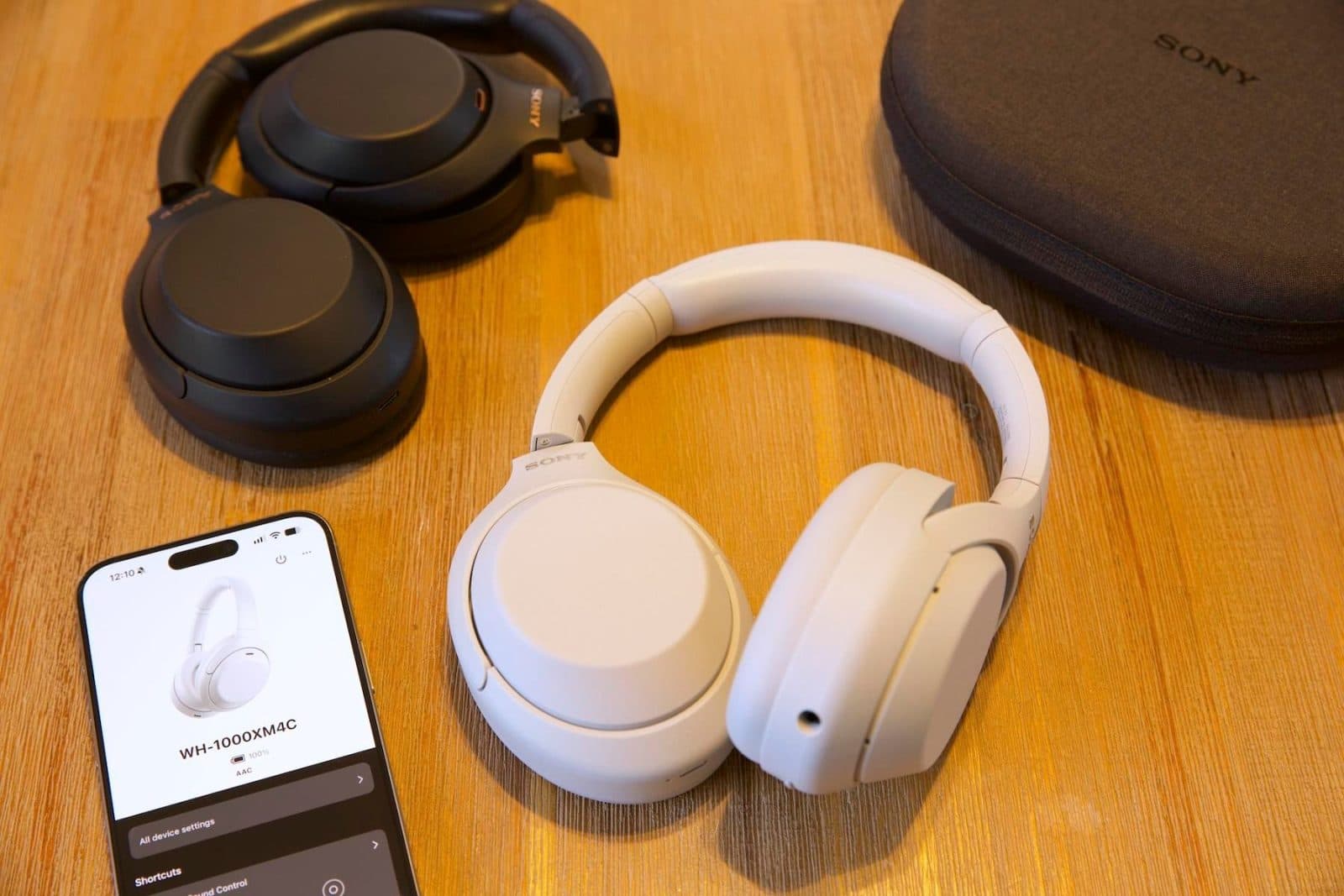 Sony ปัดฝุ่นหูฟังตำนาน XM4 กลับมาอีกครั้งในชื่อ WH-1000XM4C