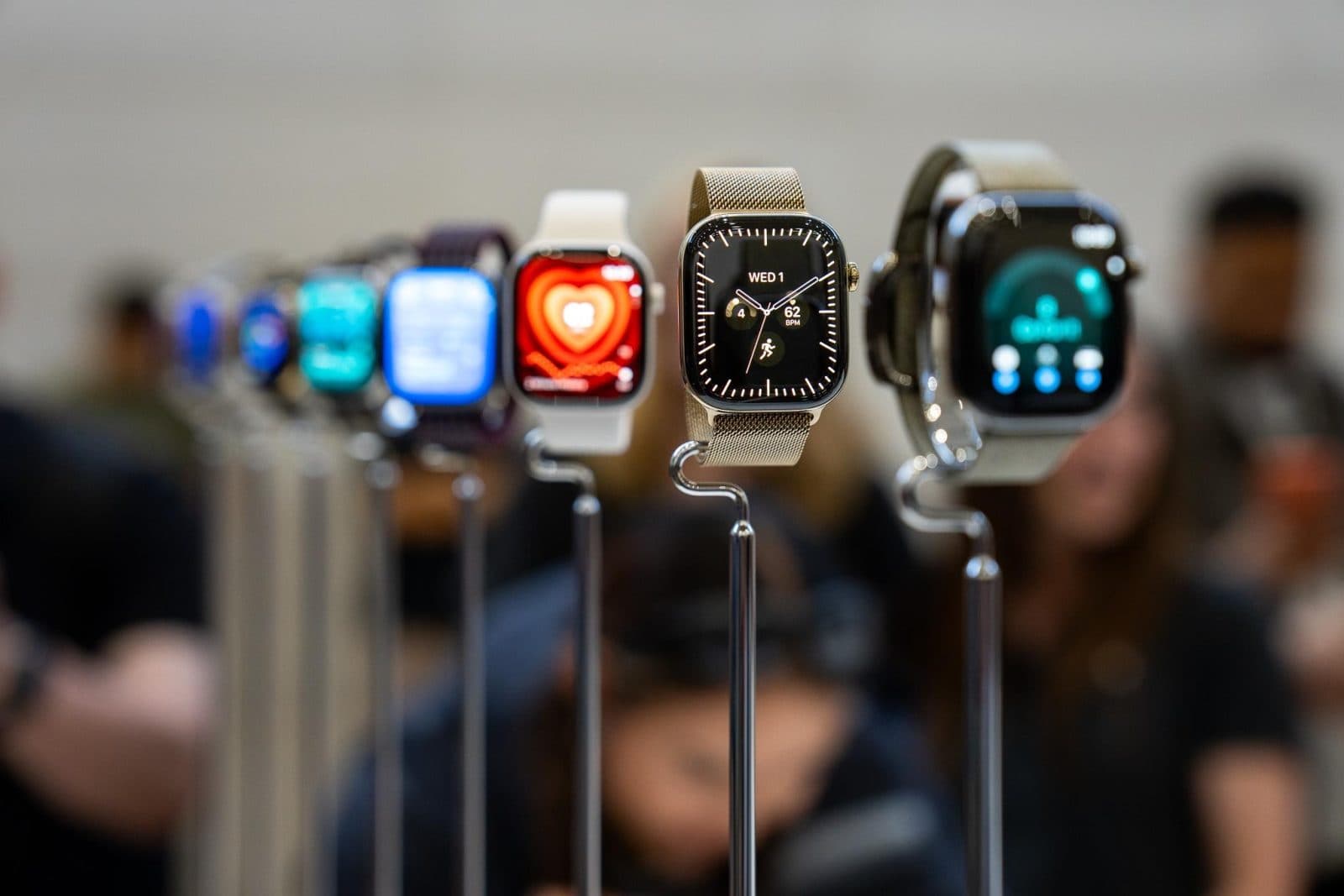 Apple เปิดพรีออเดอร์ Apple Watch Series 12 และ Ultra 4