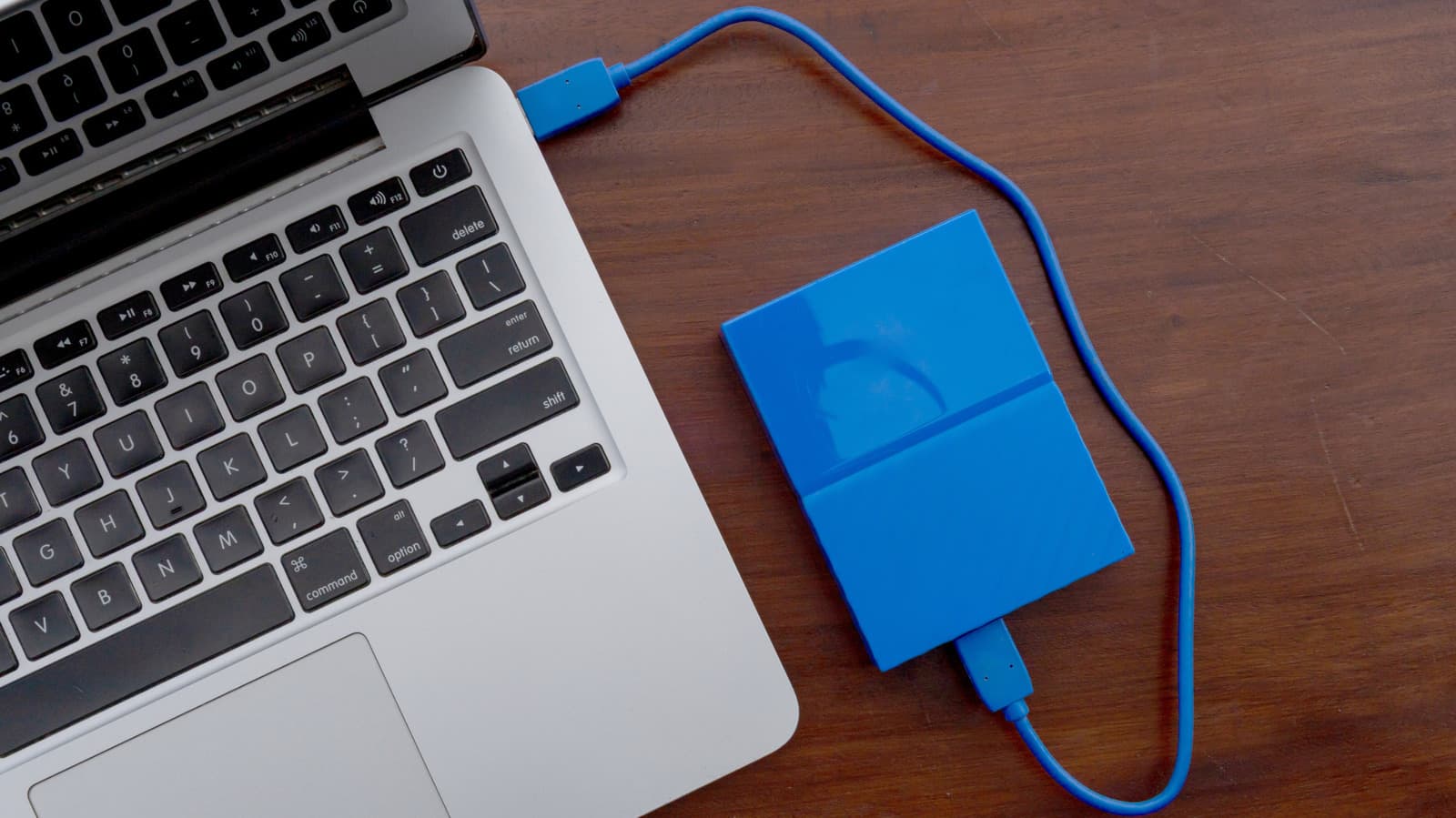 เปรียบเทียบฮาร์ดดิสก์ภายนอกกับ SSD ภายนอก: แบบไหนคุ้มกว่า