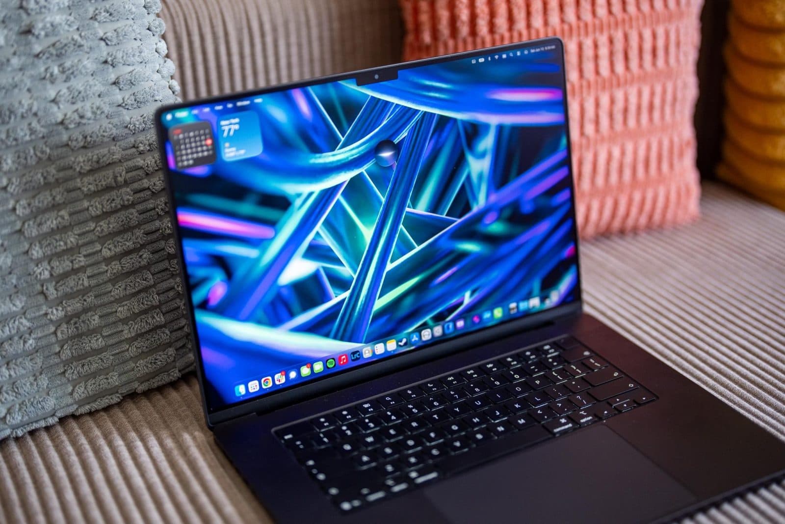 Apple ปล่อย macOS 27 Golden Gate พร้อม Siri AI ใหม่และปรับปรุงระบบ