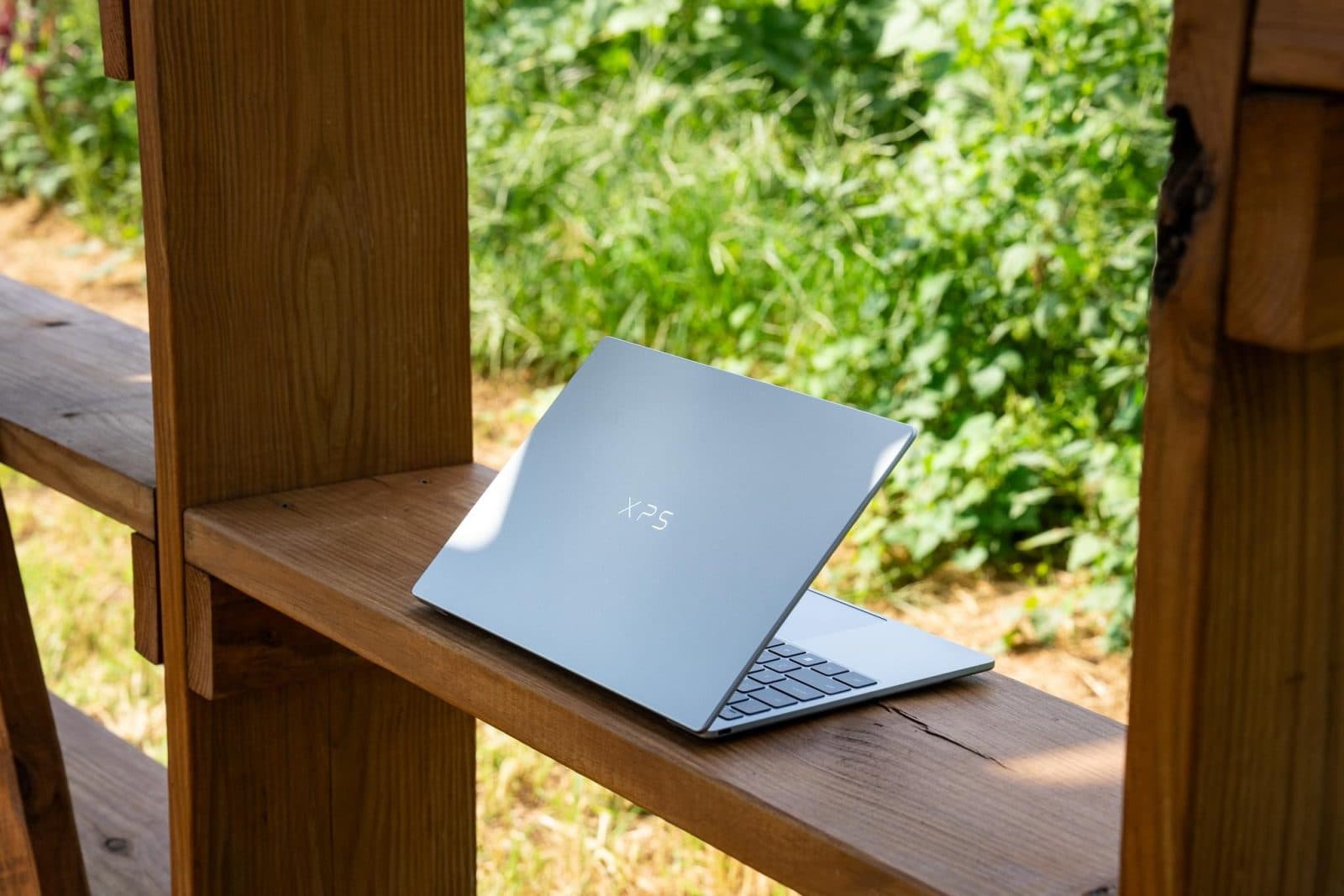 Dell XPS 13 โฉมใหม่กลับมาท้าชน MacBook ระดับเริ่มต้น