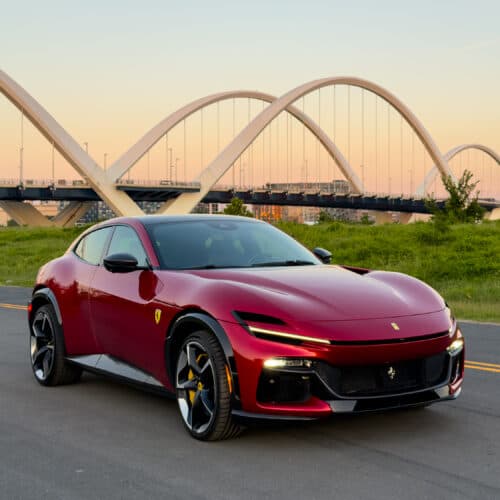 รีวิว Ferrari Purosangue: ฟีรารีคันแรกแบบสี่ประตูที่ไม่อยากถูกเรียกว่า SUV