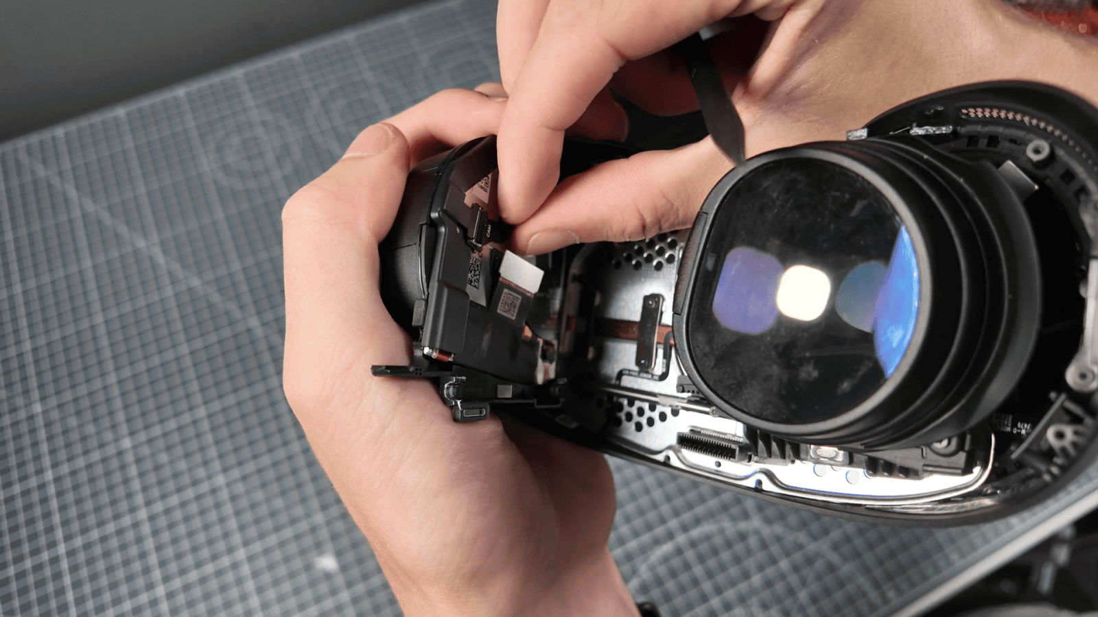 iFixit แกะ Steam Frame สำเร็จ ชี้ออกแบบซ่อมง่ายกว่าที่คิด