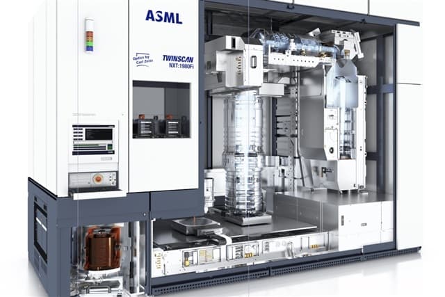 นายกฯ เนเธอร์แลนด์เรียกร้องสหรัฐอย่าคุมเข้มธุรกิจ ASML ในจีนเพิ่ม