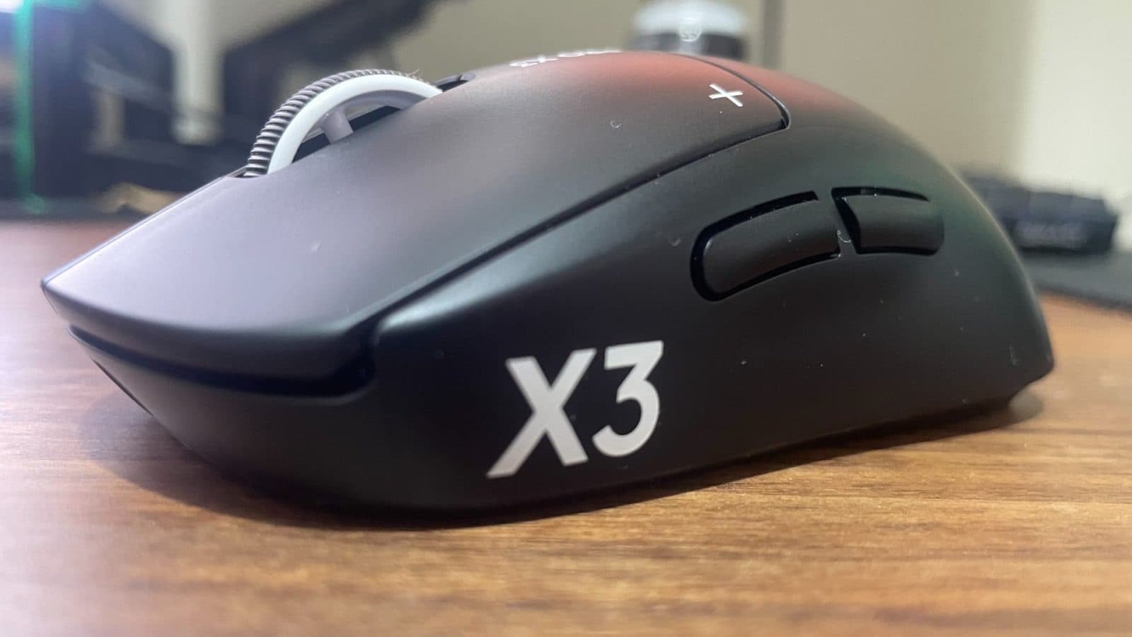 ทดสอบเมาส์ Logitech Superstrike แล้วพบว่าคลิกอนาล็อกอาจไม่ทำให้ตอบสนองเร็วขึ้นอย่างชัดเจน