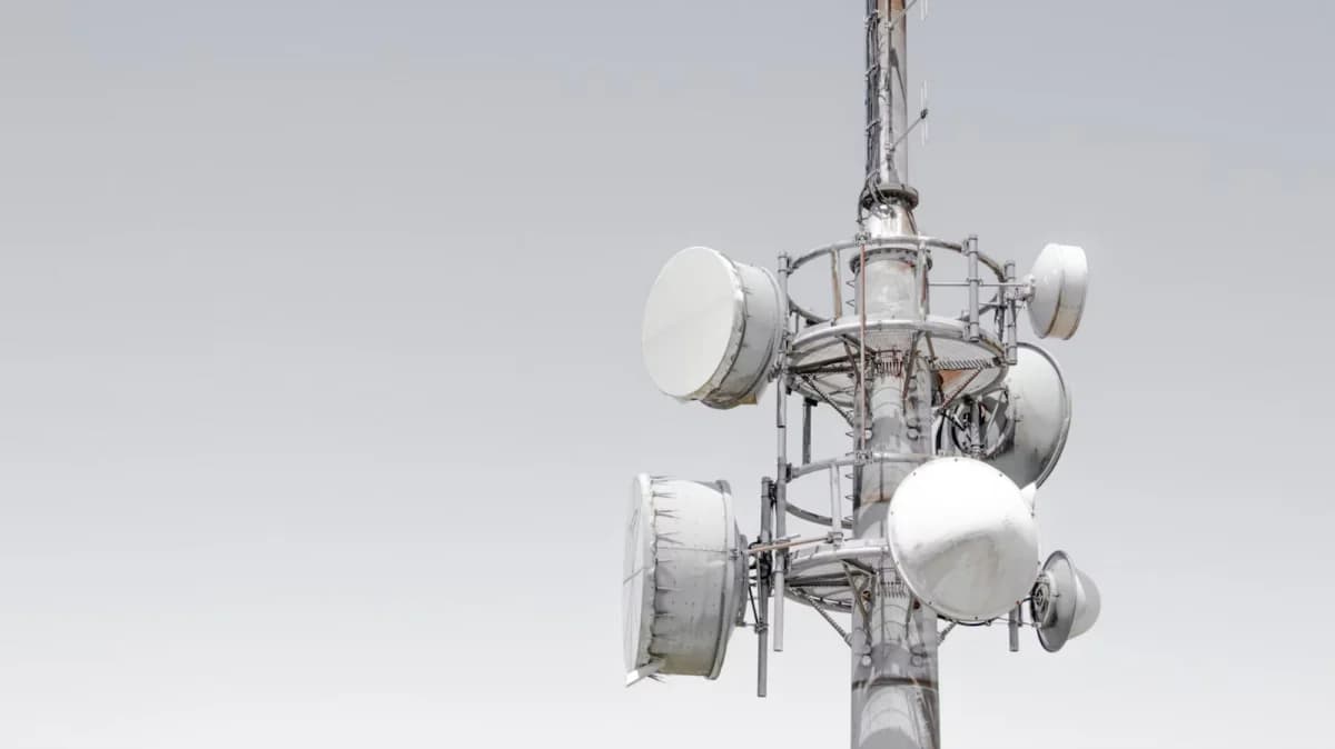 AT&T, T-Mobile และ Verizon จับมือกันลดจุดอับสัญญาณมือถือ