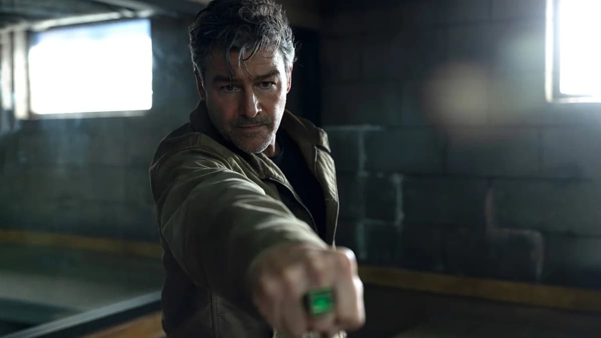 แฟนยก Kyle Chandler เป็น Hal Jordan ระดับตำนาน หลัง Lanterns ปิดซีซันแรก