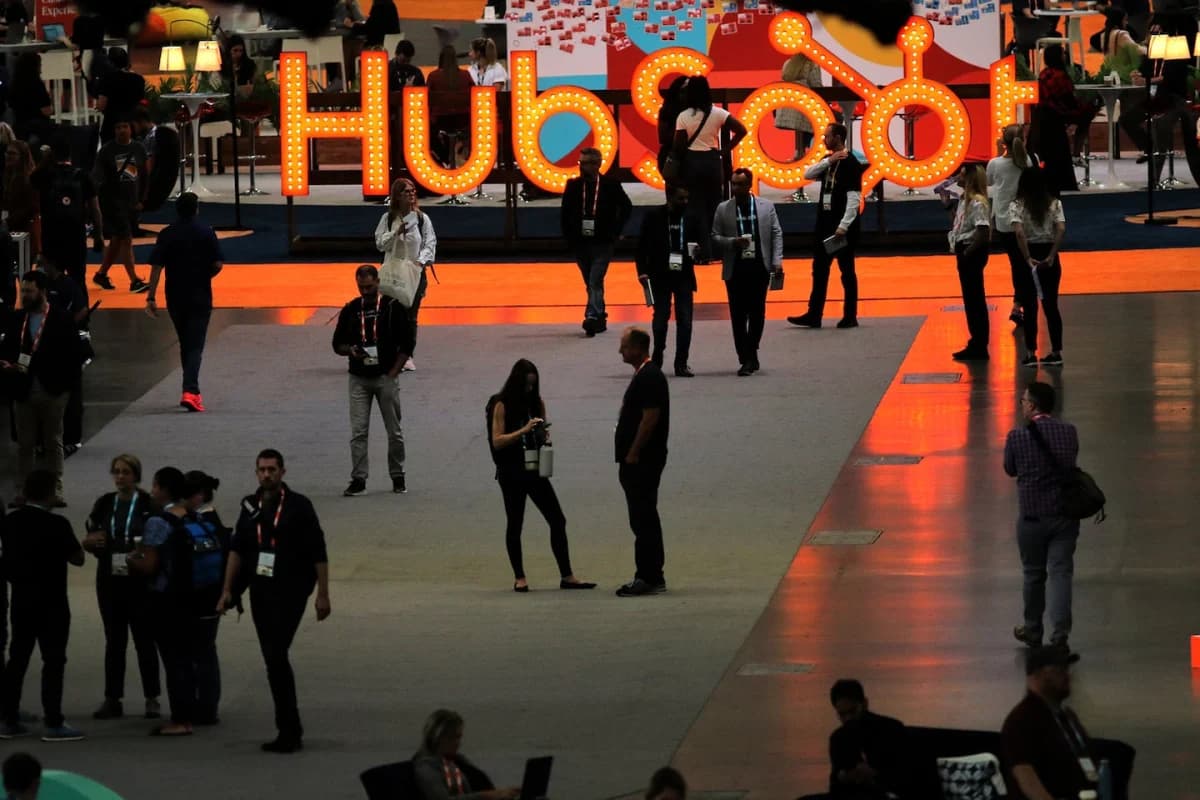HubSpot ปลดพนักงานราว 660 ตำแหน่ง เดินหน้าโครงสร้างใหม่รอบเป้าหมายลูกค้าและ AI