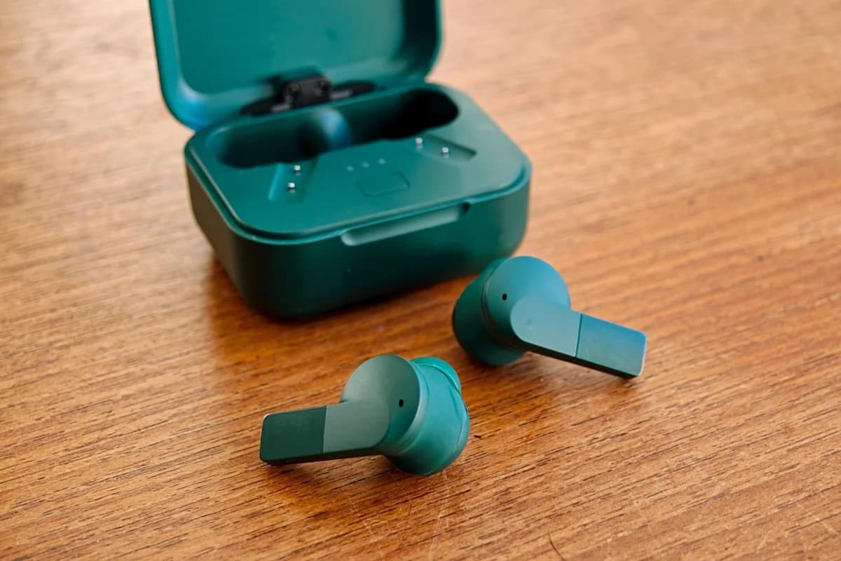Fairphone เปิดตัว Fairbuds 2 หูฟังซ่อมได้รุ่นใหม่ ขนาดเล็กลงและแบตอึดขึ้น