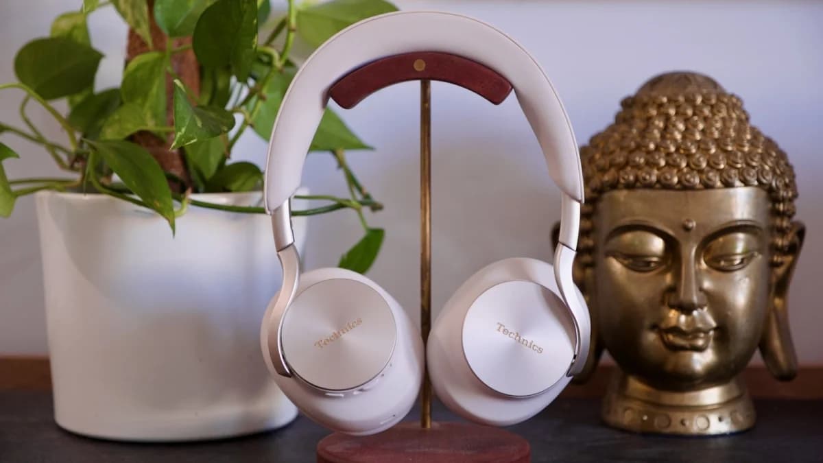 รีวิว Technics EAH-A1000: เสียงดีเด่นและตัดเสียงรบกวนเยี่ยมในหูฟังพรีเมียม