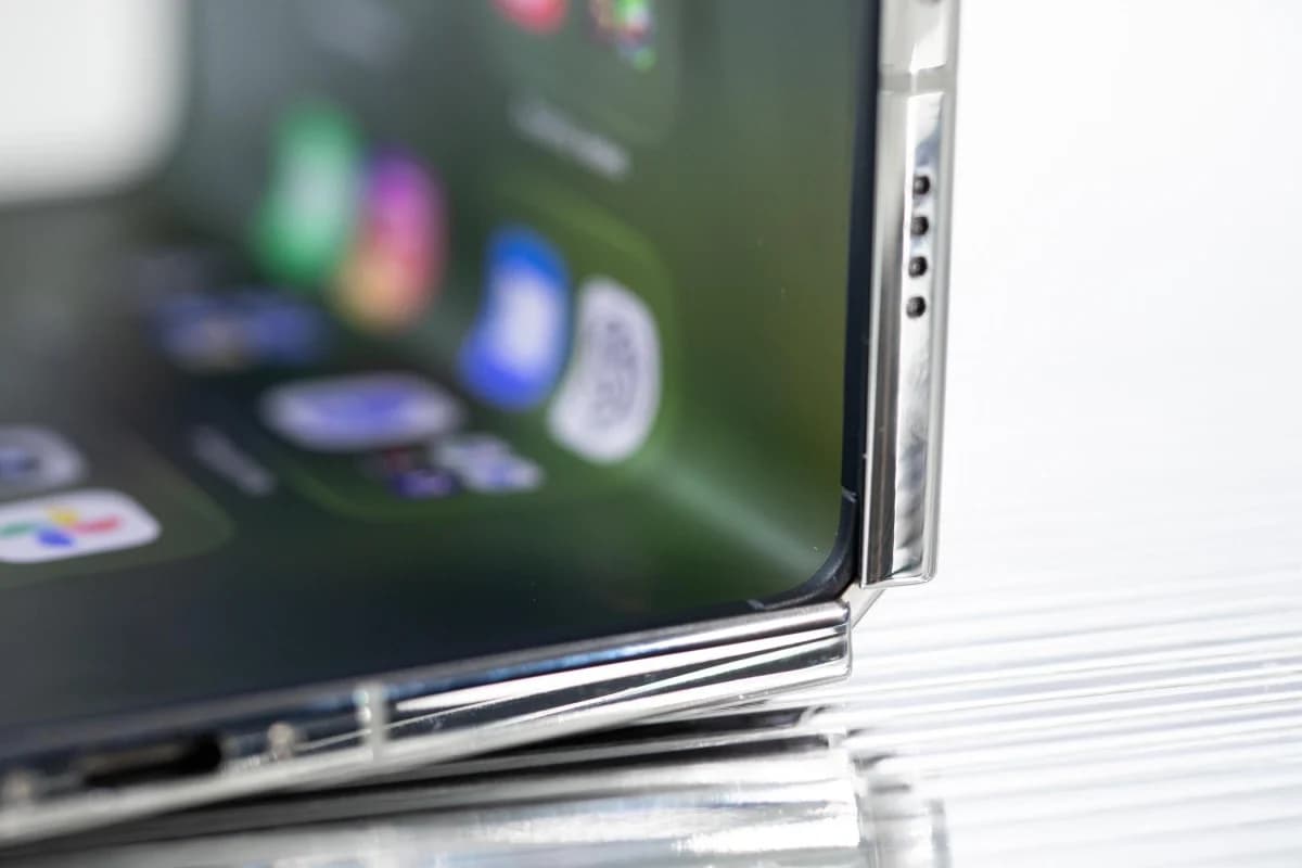 Apple เผย iPhone Duo จะมีเครื่องหน้าร้านจำนวนจำกัด หลังพรีออเดอร์ขายเกลี้ยง