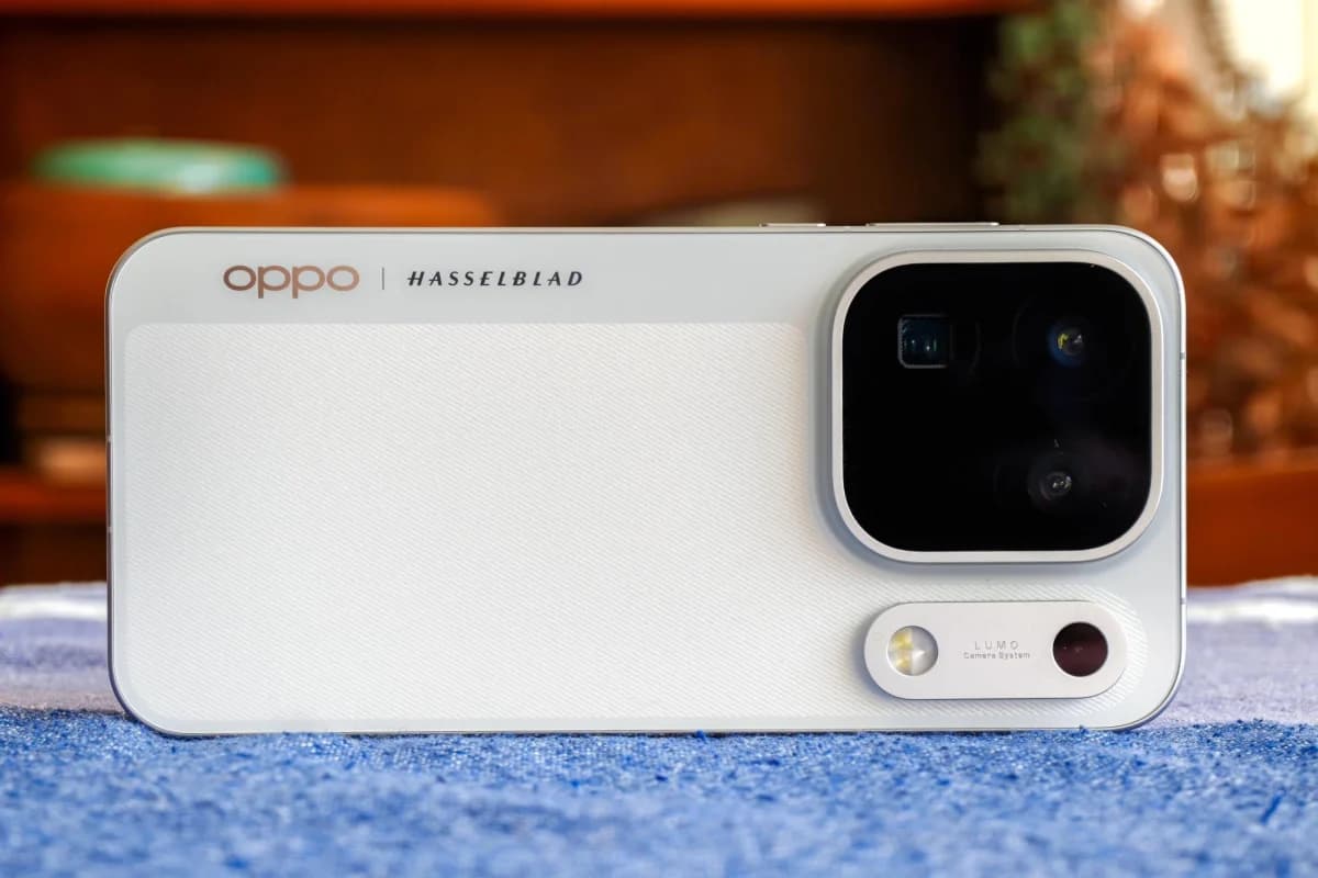 Oppo Find X10 Pro Max เปิดศึกกล้อง 200MP สามตัวในมือถือเรือธง
