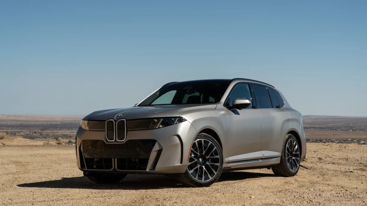 BMW iX5 ปี 2027 วิ่งไกลกว่า 450 ไมล์ ชาร์จครั้งเดียว พร้อมระบบปิดประตูอัตโนมัติ
