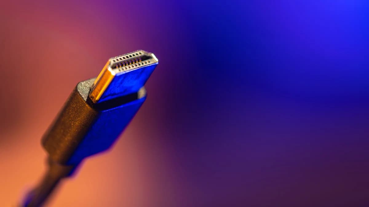 HDMI ยาวได้แค่ไหนถึงยังใช้งานได้ดี