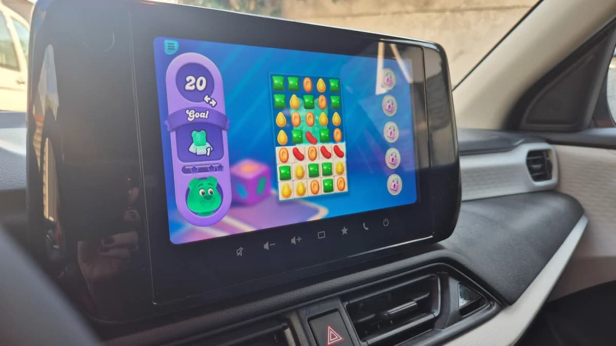 วิธีตั้งค่าเล่นเกมมือถือบนหน้าจอ Android Auto