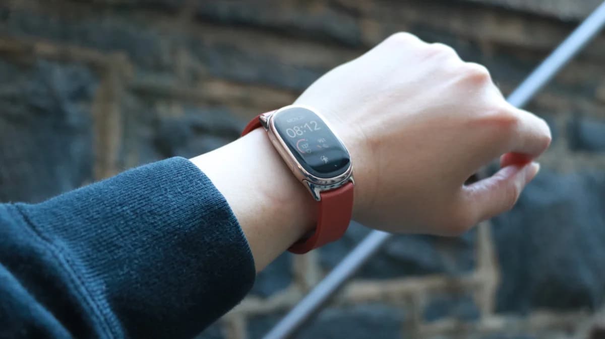 รีวิว Fitbit Edge: สมดุลระหว่างดีไซน์กับฟีเจอร์ติดตามสุขภาพ