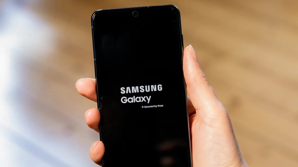 เช็กมูลค่าเครื่องเก่า: มือถือ Samsung รุ่นเก่าแลกเงินได้เท่าไร
