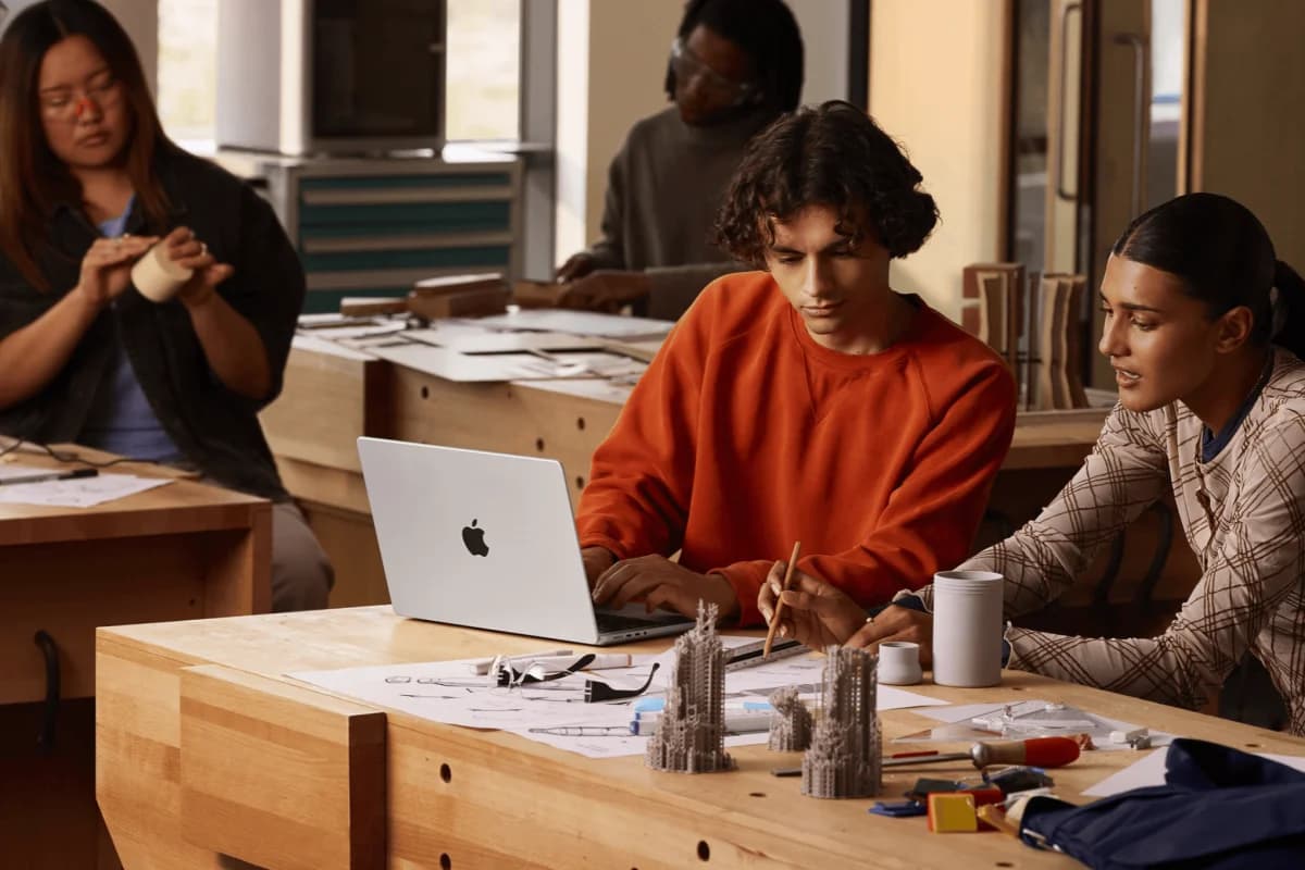 สรุปช่องทางพรีออเดอร์ MacBook Pro รุ่นใหม่ของ Apple